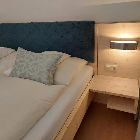 Glatz Haus Siegesbrunn Casa de hóspedes 3*