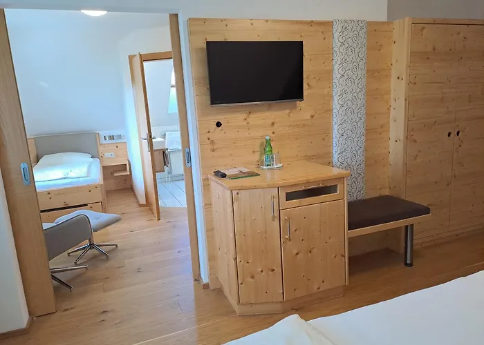 Glatz Haus Siegesbrunn بيت ضيافة 3*